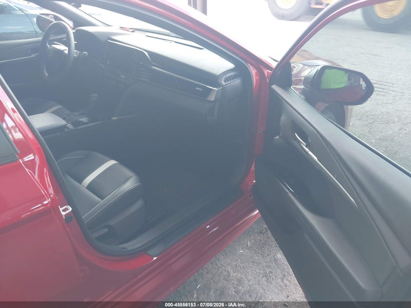 2026 TOYOTA CAMRY auction photo 5