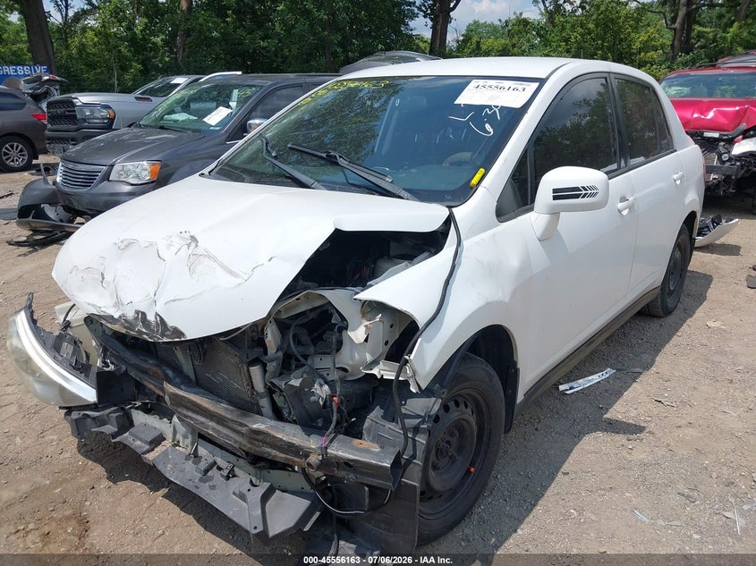 2010 Nissan Versa, Front End, IAAI, VIN 3N1BC1AP8AL363882 — photo 2