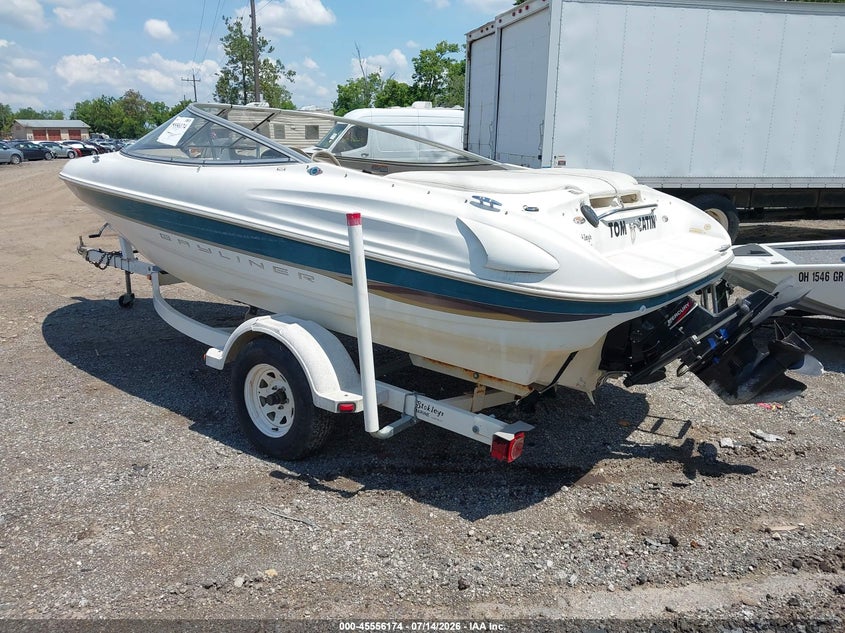 2000 BAYLINER 18' auction photo 3