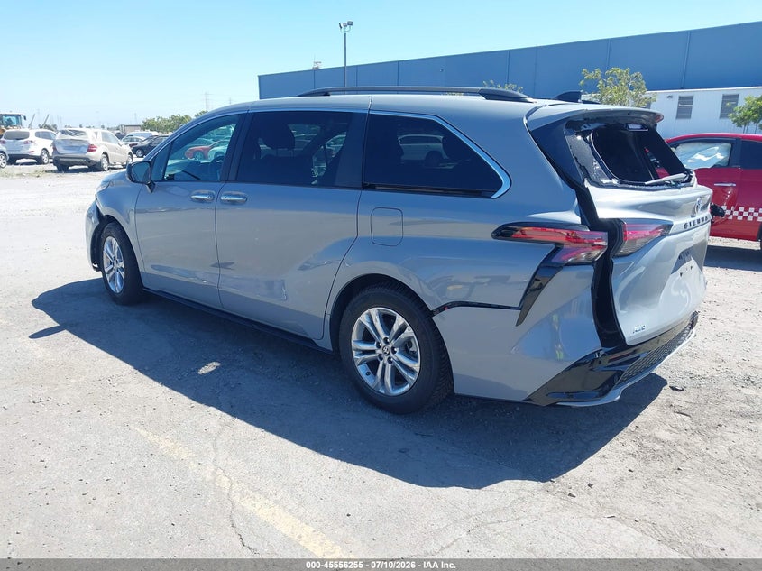 2023 TOYOTA SIENNA auction photo 3