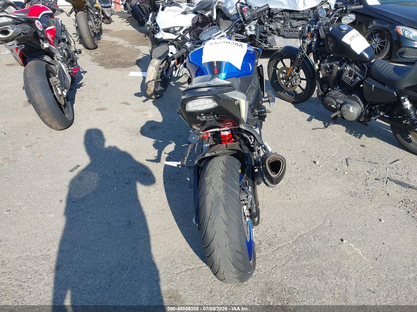 2022 SUZUKI GSX-S1000 auction photo 6