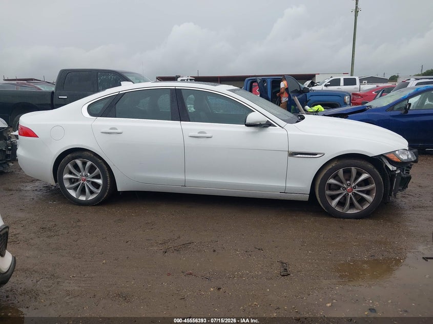 JAGUAR XF - zdjęcie 14