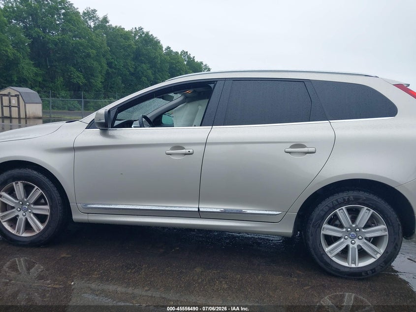 2017 Volvo Xc60 T5 Inscription VIN: YV440MRU6H2000435 Lot: 45556490