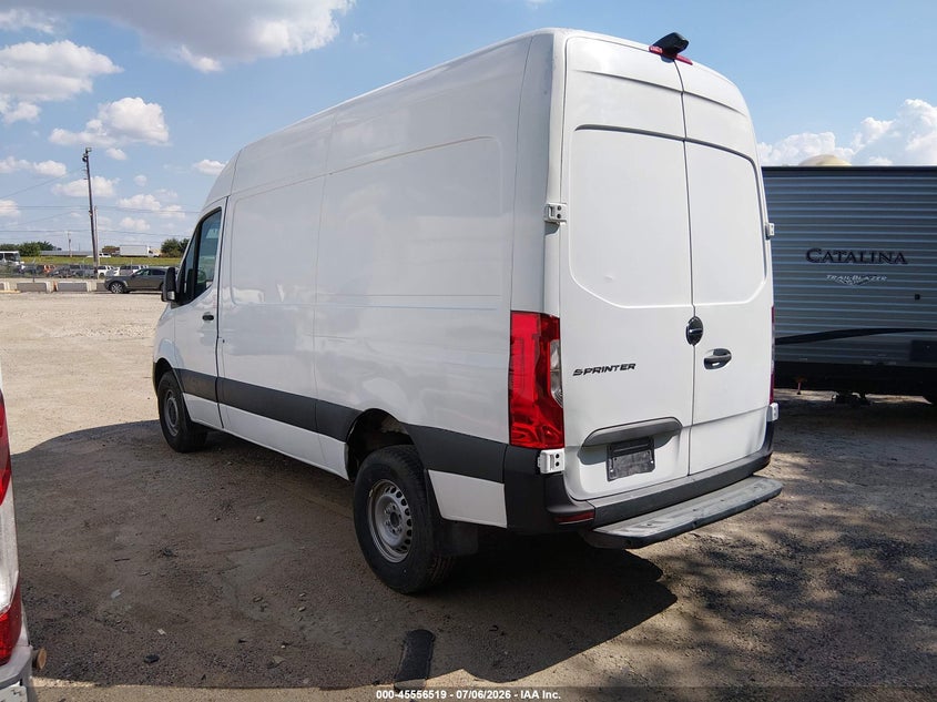 AtlanticExpress - Freightliner Sprinter 2500