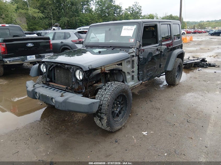 2010 JEEP WRANGLER UNLIMITED auction photo 2