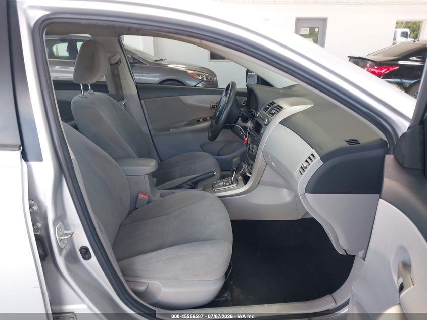 2011 TOYOTA COROLLA auction photo 5