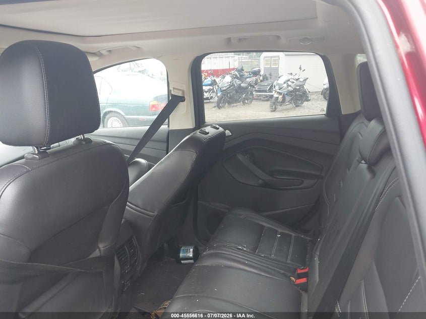 2017 FORD ESCAPE auction photo 8