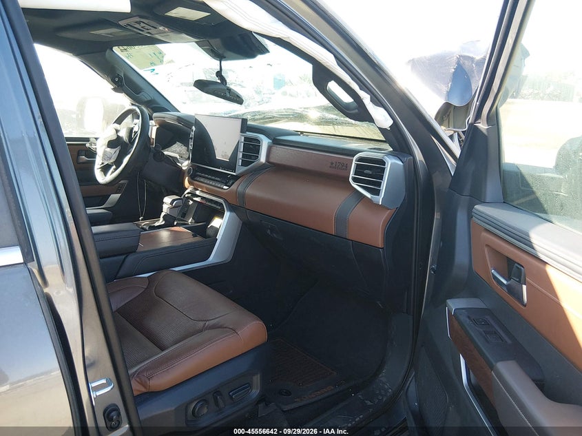 2024 TOYOTA TUNDRA auction photo 5