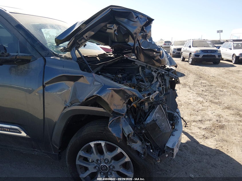 2024 TOYOTA TUNDRA auction photo 6