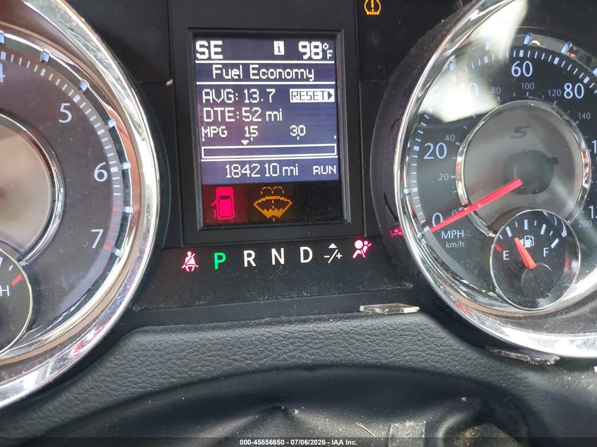 2015 CHRYSLER TOWN & COUNTRY auction photo 7
