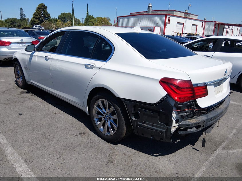 2013 BMW 740LI auction photo 3