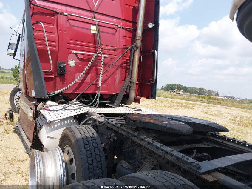 2017 VOLVO VNL auction photo 8
