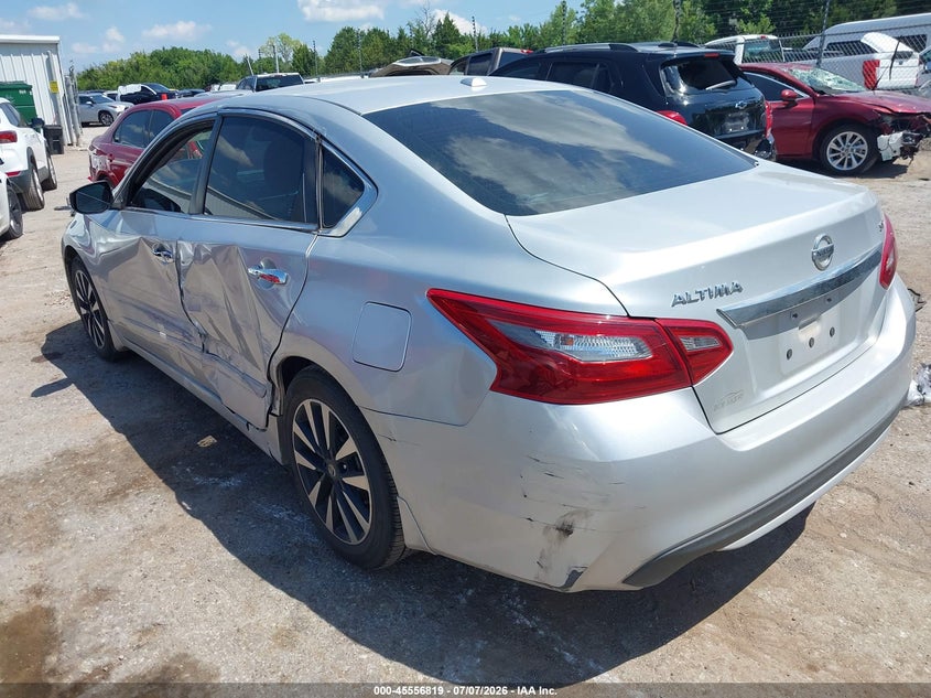 2018 NISSAN ALTIMA auction photo 3