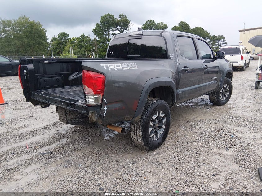 2017 TOYOTA TACOMA auction photo 4