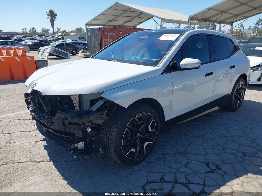 2024 BMW IX auction photo 2