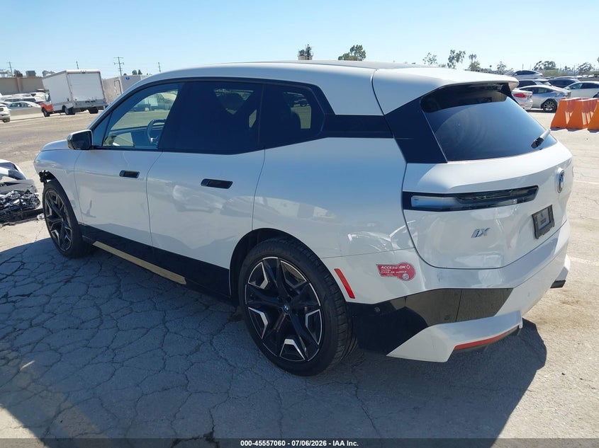2024 BMW IX auction photo 3