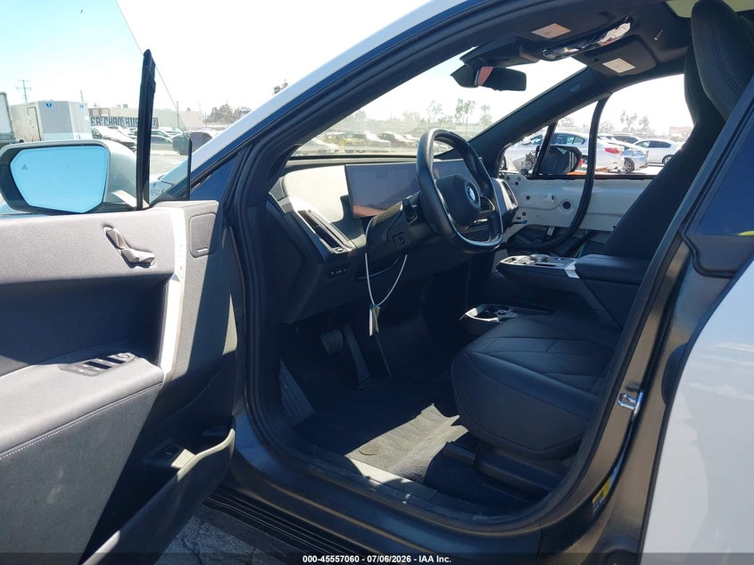 2024 BMW IX auction photo 5
