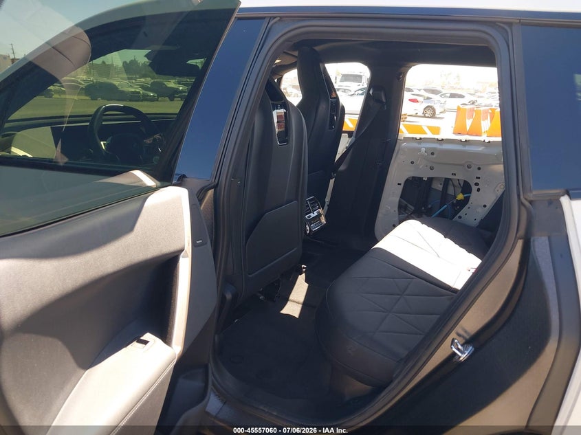2024 BMW IX auction photo 8