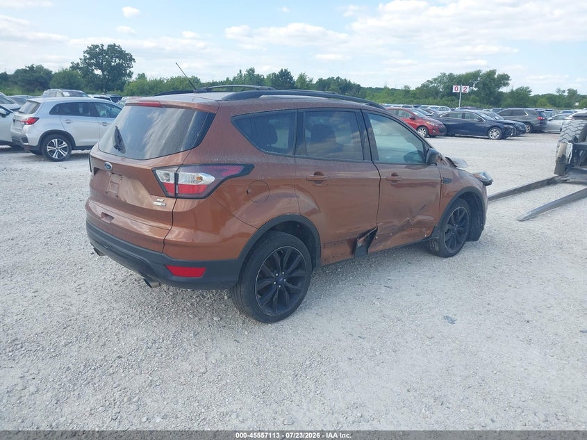 Vin: 1fmcu9g99hue68058, lot: 46055424, ford escape se 20174