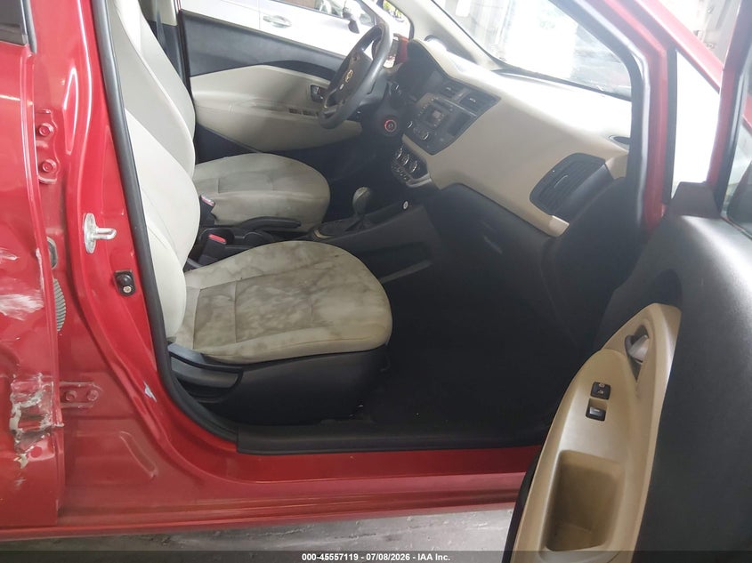 2013 KIA RIO auction photo 5