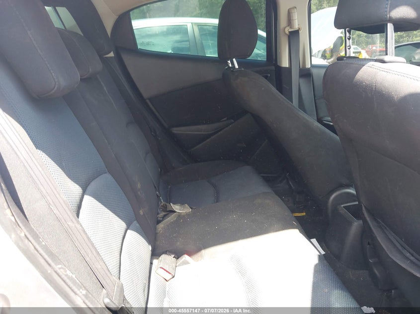 2016 SCION IA auction photo 8