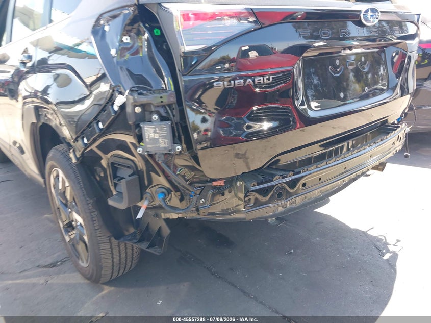 2026 SUBARU FORESTER auction photo 6