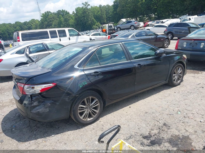 TOYOTA CAMRY - zdjęcie 4