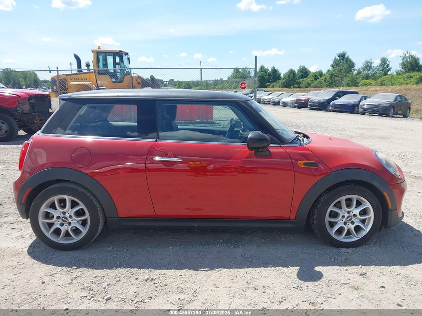 2015 Mini Hardtop Cooper VIN: WMWXM5C57FT973131 Lot: 45557390