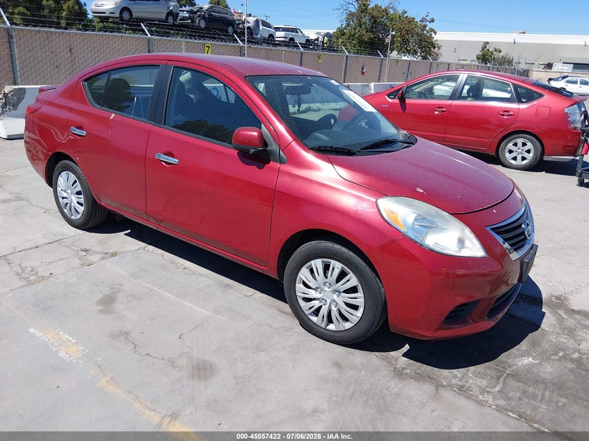 2013 NISSAN VERSA 1.6 SV