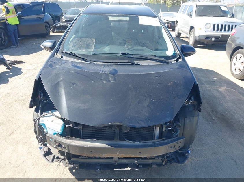 2013 Toyota Prius C Three VIN: JTDKDTB32D1529472 Lot: 45557450