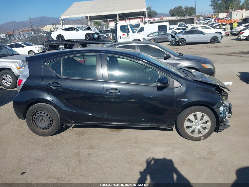 2013 Toyota Prius C Three VIN: JTDKDTB32D1529472 Lot: 45557450