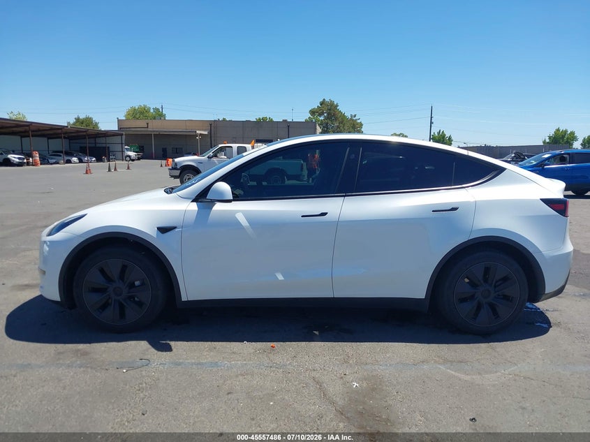 2025 Tesla Model Y Long Range Dual Motor Rear-Wheel Drive VIN: 7SAYGDED1SF227495 Lot: 45557486