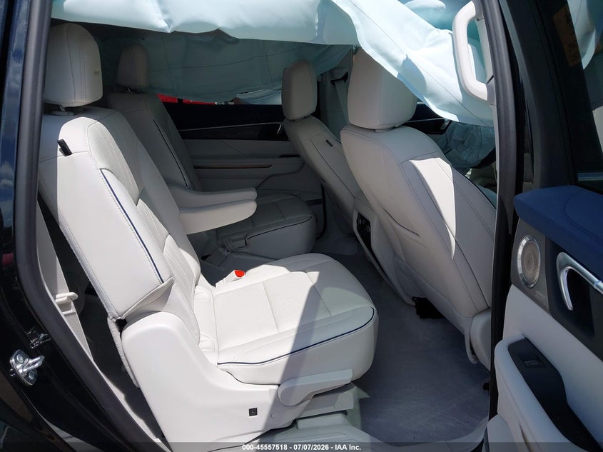2026 BUICK ENCLAVE auction photo 8