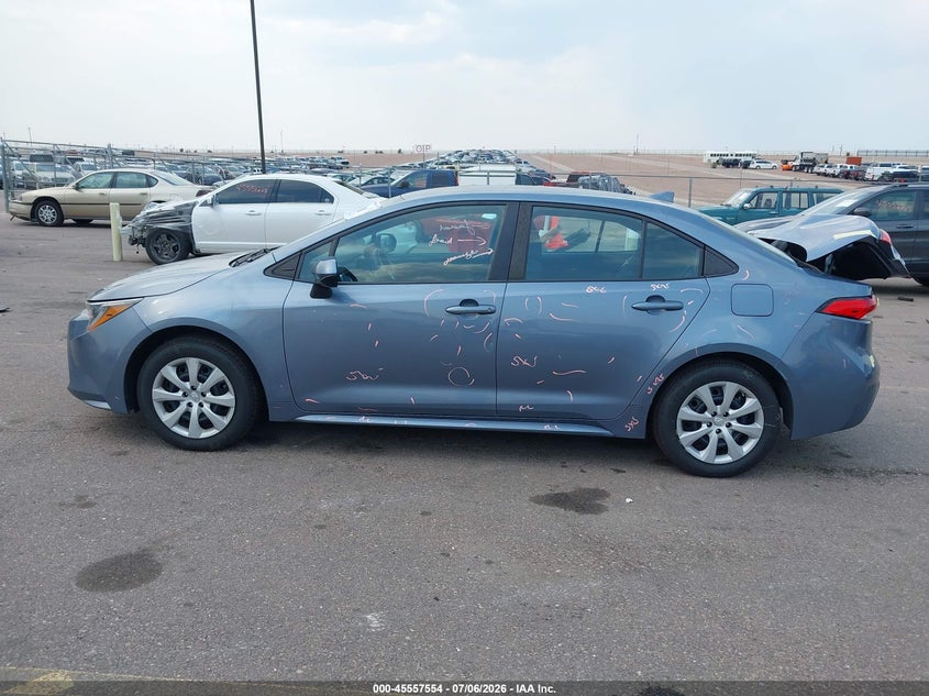 2022 Toyota Corolla Le VIN: 5YFEPMAE2NP331288 Lot: 45557554