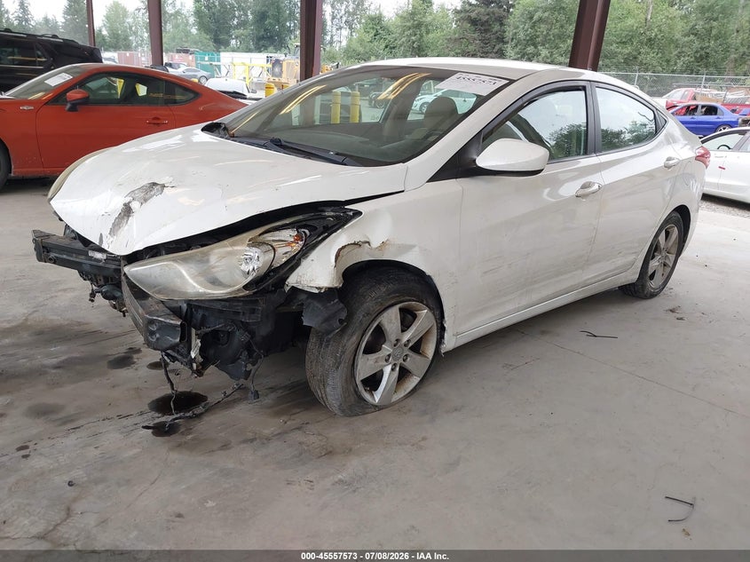 2012 HYUNDAI ELANTRA auction photo 2