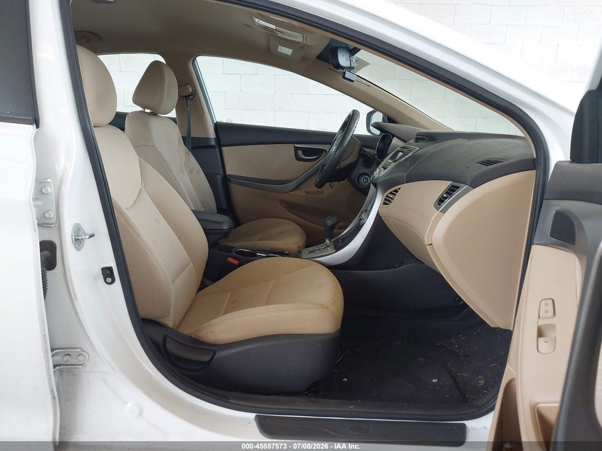 2012 HYUNDAI ELANTRA auction photo 5