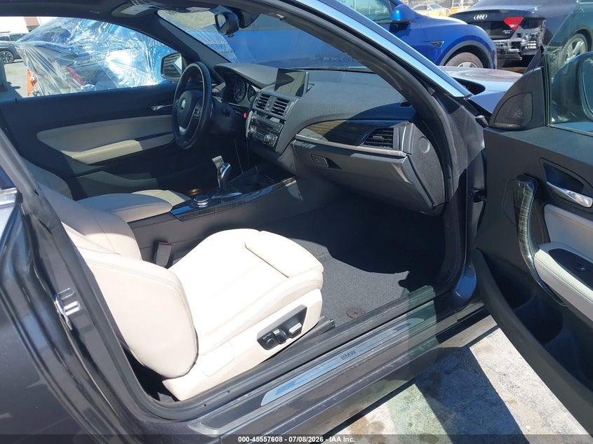 VIN: WBA2F9C59HV664327 2017 BMW 230I