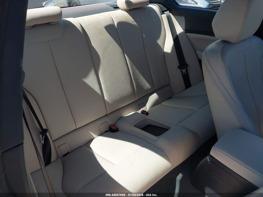 VIN: WBA2F9C59HV664327 2017 BMW 230I