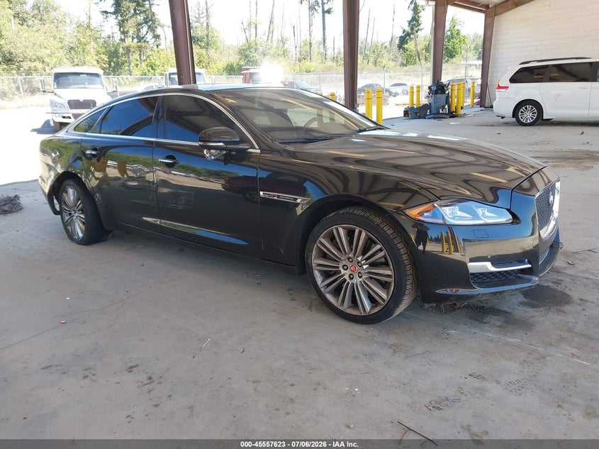 2016 Jaguar Xj