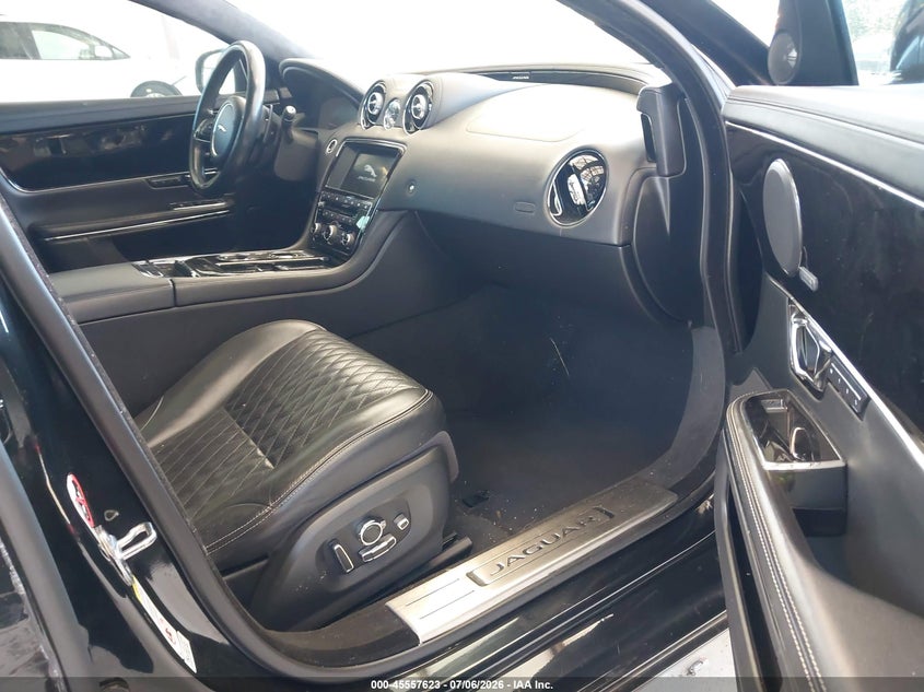 2016 JAGUAR XJ auction photo 5