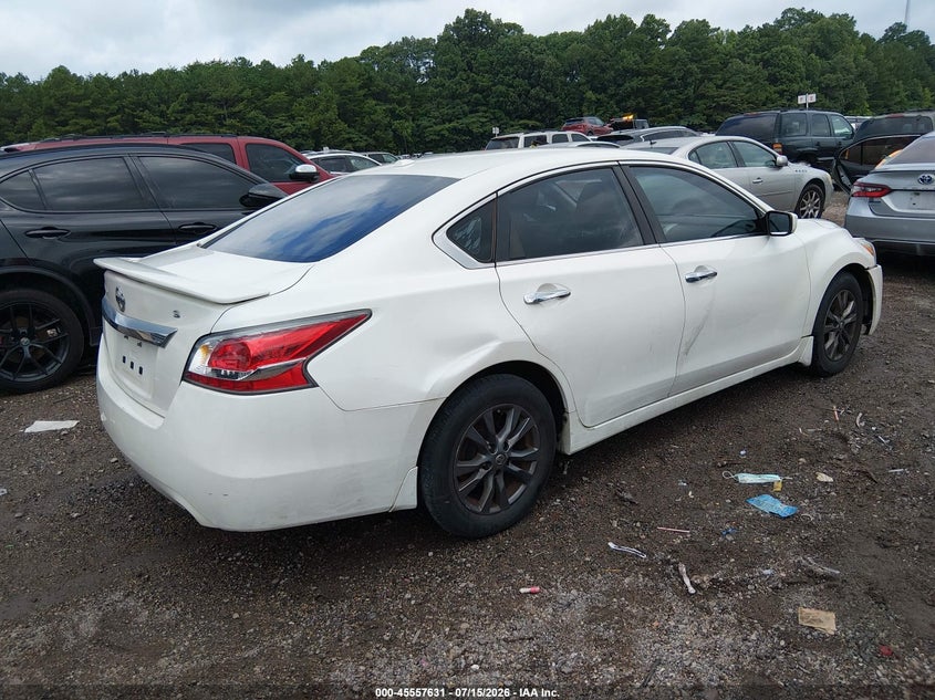 2015 NISSAN ALTIMA auction photo 4