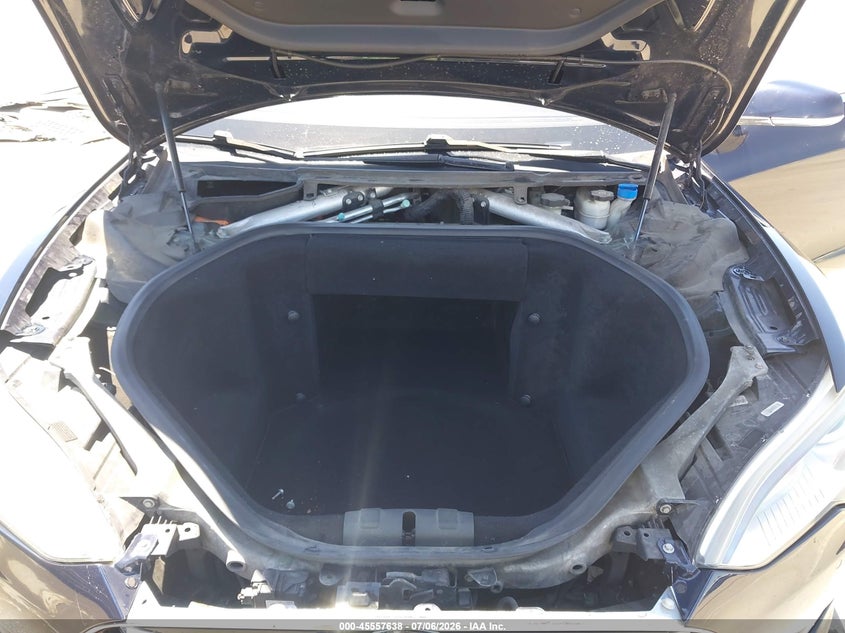 2013 Tesla Model S VIN: 5YJSA1CN8DFP28983 Lot: 45557638