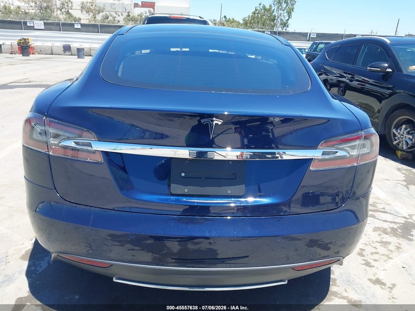 2013 Tesla Model S VIN: 5YJSA1CN8DFP28983 Lot: 45557638