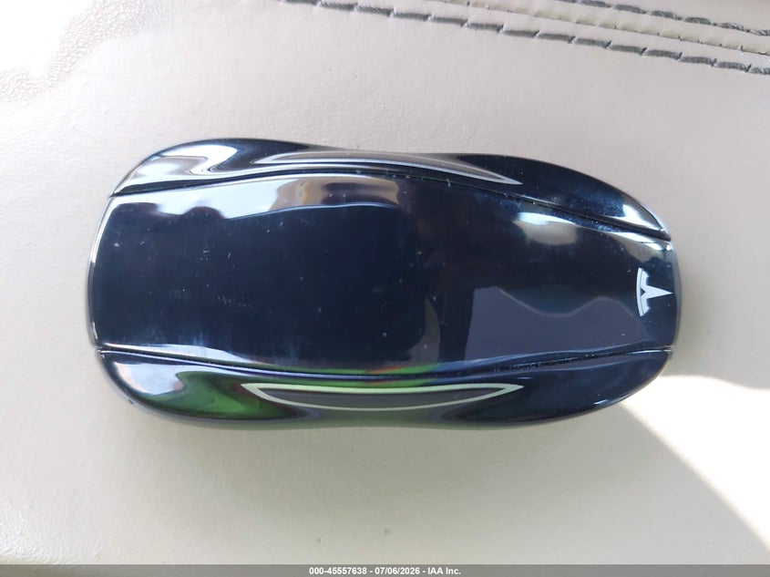 2013 Tesla Model S VIN: 5YJSA1CN8DFP28983 Lot: 45557638