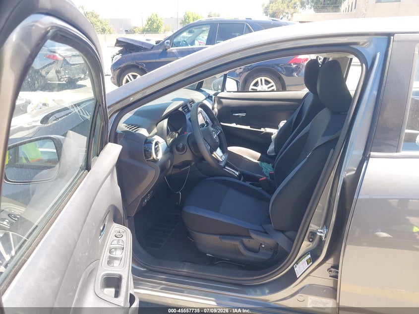 2025 NISSAN VERSA auction photo 5