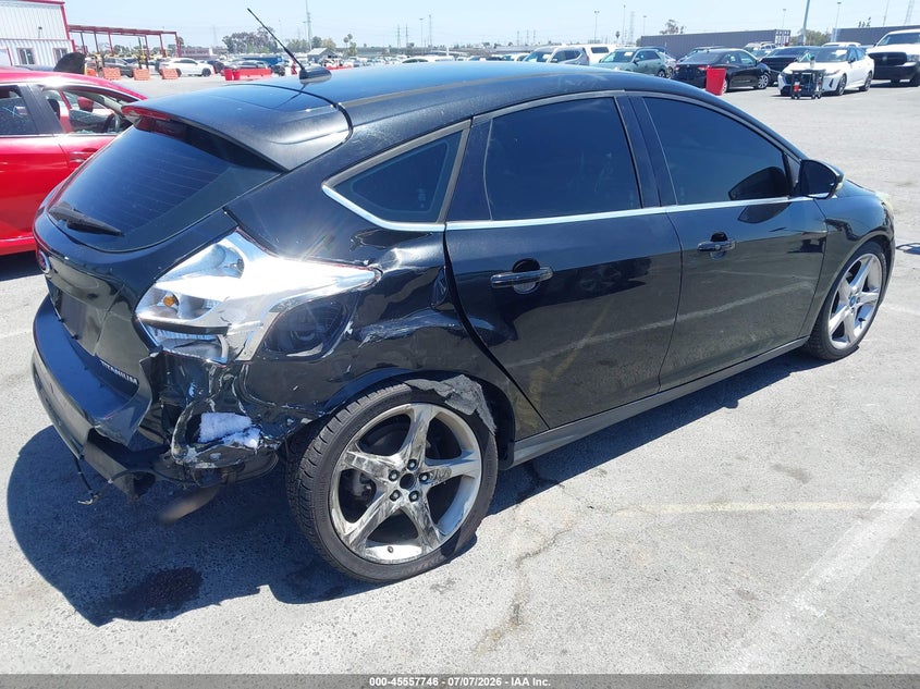 2013 FORD FOCUS auction photo 4