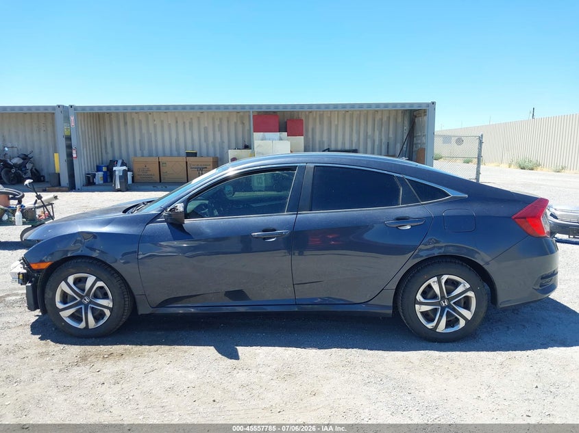 2018 HONDA CIVIC LX — Фото 15