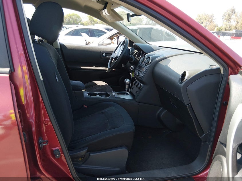 2010 NISSAN ROGUE auction photo 5
