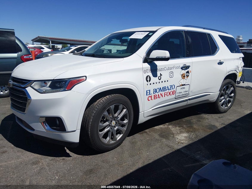 2019 Chevrolet Traverse, Left & Right Side, IAAI, VIN 1GNERKKW9KJ117007 — photo 2