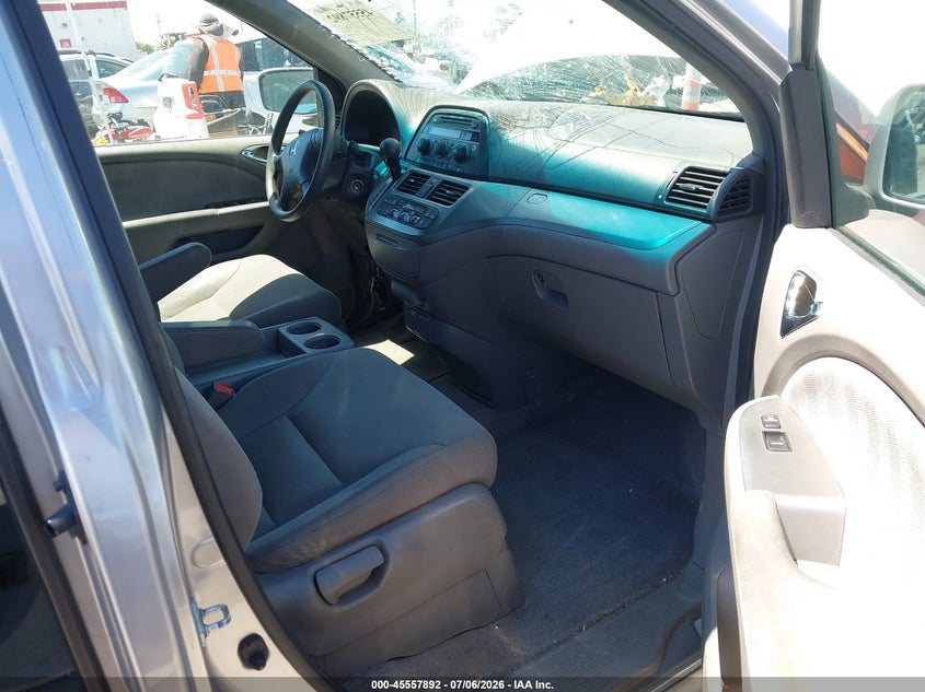 2010 HONDA ODYSSEY auction photo 5
